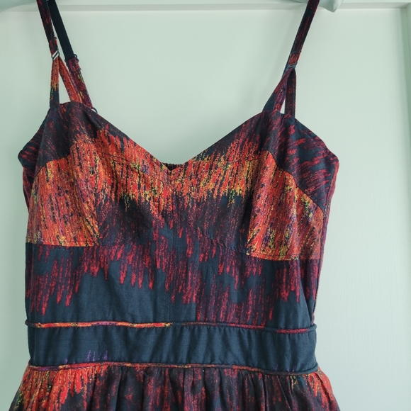 Beautiful Aryeh rockabilly dress - Picture 3 of 6